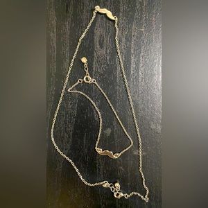 💰2/$10 Jewelry - silver Mustache necklace and bracelet set-